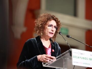 Mar&iacute;a Jes&uacute;s Montero 