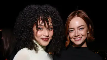 Chase Infiniti y Emma Stone Chase Infiniti y Emma Stone