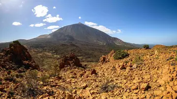 Continúa activo el enjambre sísmico en las Cañadas del Teide Continúa activo el enjambre sísmico en las Cañadas del Teide