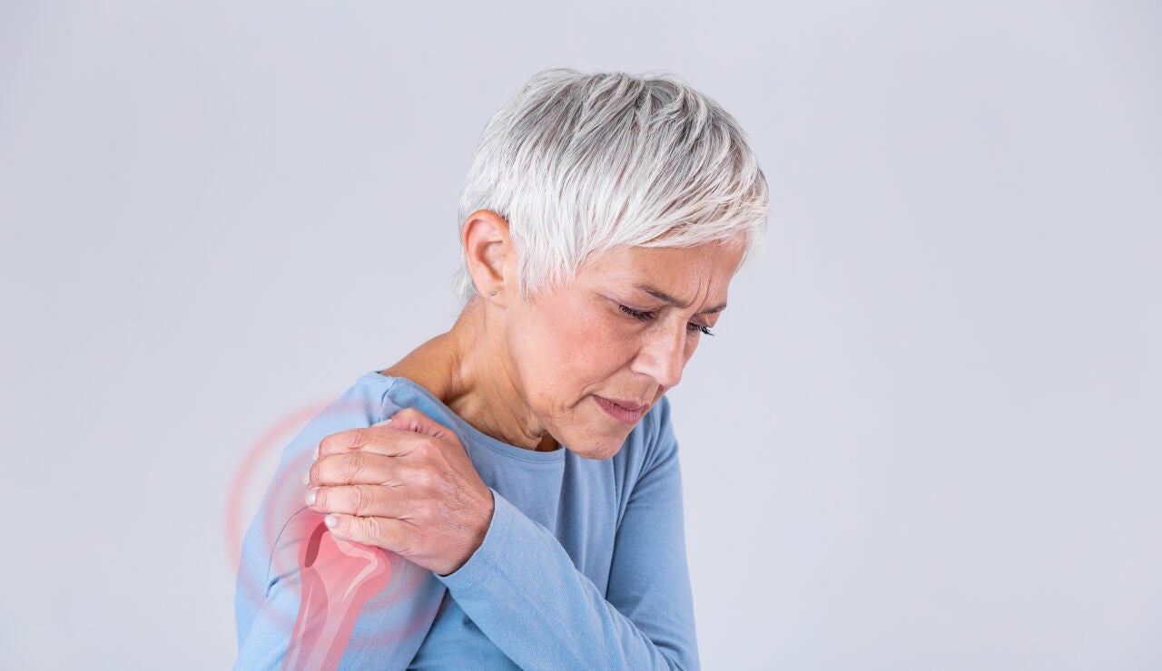 Mujer con dolor cr&oacute;nico