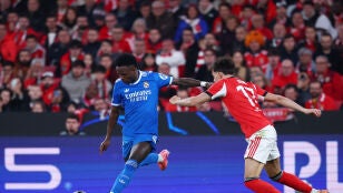 Vinicius durante el Benfica-Real Madrid de la Champions