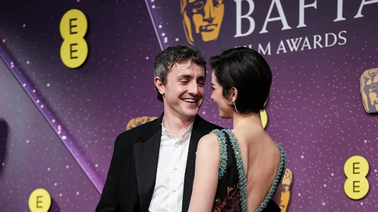 Paul Mescal y Gracie Abrams en los premios BAFTA 2026 Paul Mescal y Gracie Abrams en los premios BAFTA 2026