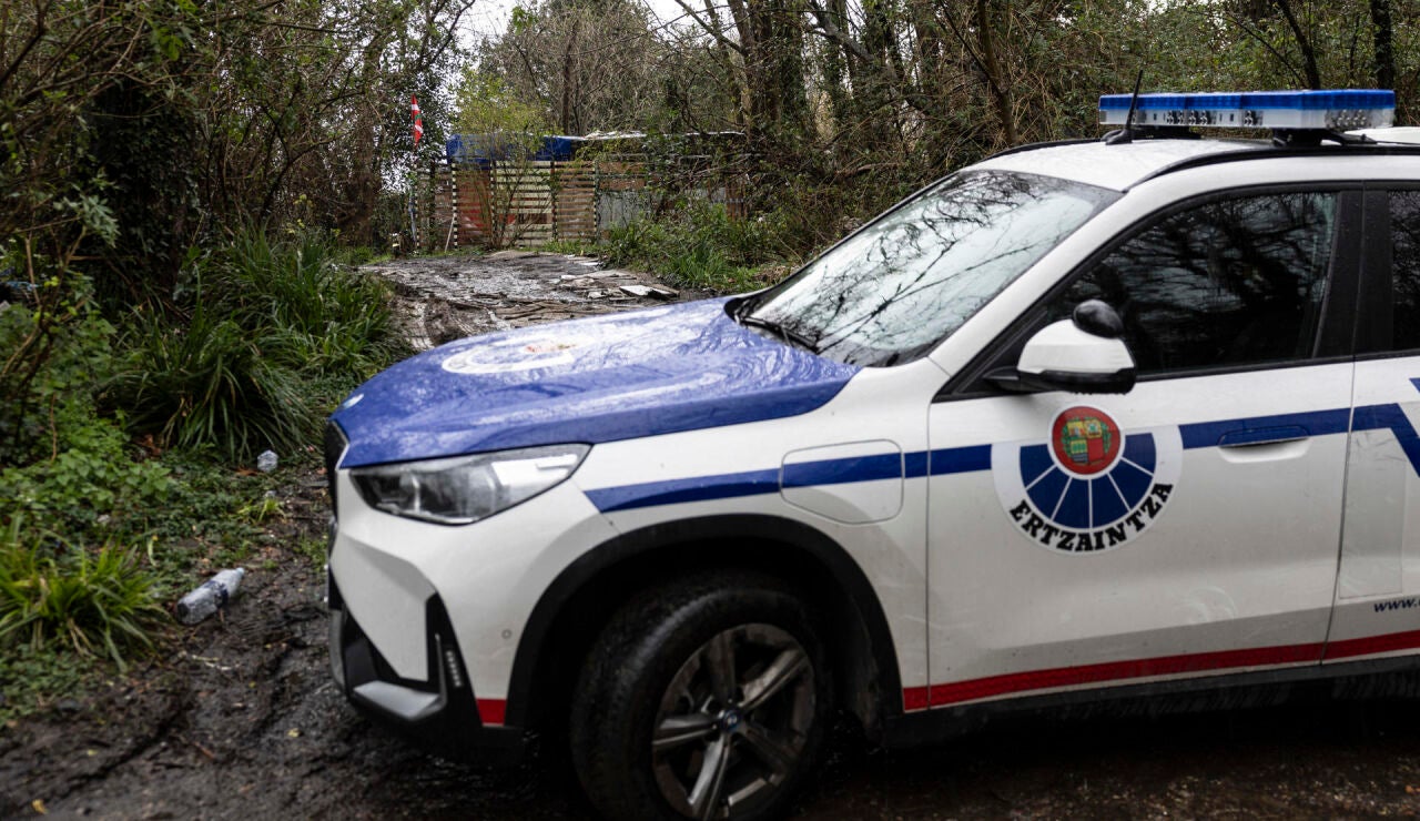 Imagen de archivo de un coche de la Ertzaintza.