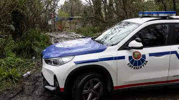 Imagen de archivo de un coche de la Ertzaintza. Imagen de archivo de un coche de la Ertzaintza.