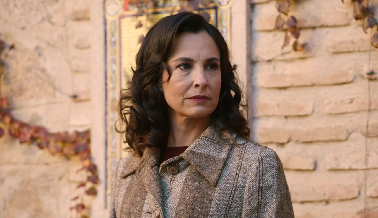 Beatriz vuelve a advertir a Gabriel: o le paga en menos de 24 horas o destapa su gran mentira