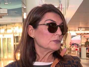 Madre de los Gemeliers hablando con la prensa