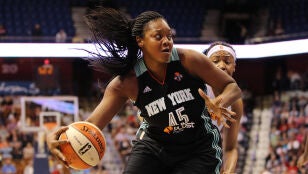 Kara Braxton en un partido con New York Liberty en 2014