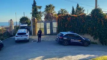 Una mujer ha resultado herida grave este lunes al ser apuñalada en Motril (Granada) Una mujer ha resultado herida grave este lunes al ser apuñalada en Motril (Granada)