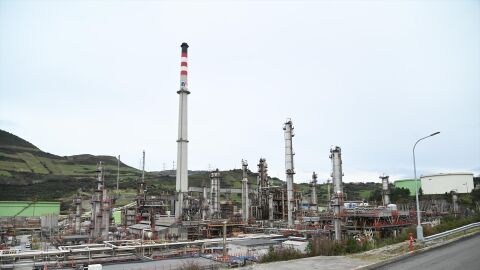 Imagen de archivo de una refiner&iacute;a en Muskiz