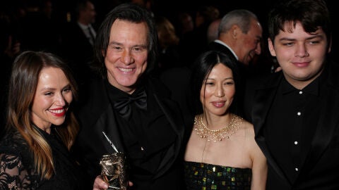 Jim Carrey junto a su hija Jane, su novia y su nieto