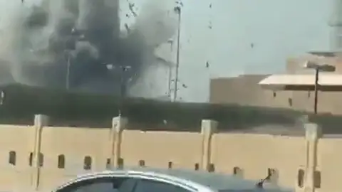 Impacta un misil balístico iraní en el cuartel general de la Quinta Flota Impacta un misil balístico iraní en el cuartel general de la Quinta Flota