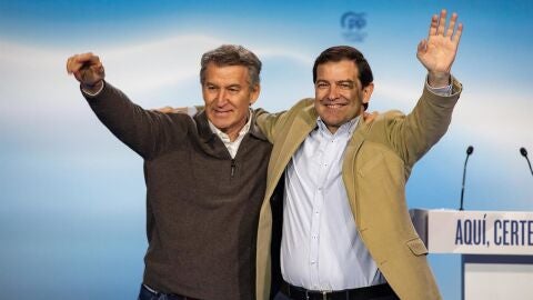 Imagen de Feij&oacute;o y Ma&ntilde;ueco durante la campa&ntilde;a electoral de las elecciones de Castilla y Le&oacute;n.