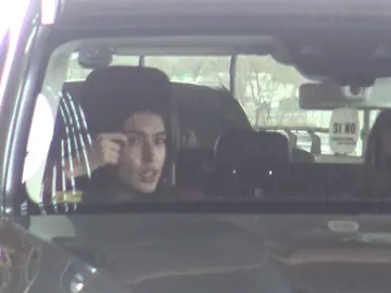 Lucía Rivera y Tamara Gorro hablando en el coche Lucía Rivera y Tamara Gorro hablando en el coche