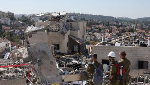Imagen de los destrozos que ha provocado un misil iran&iacute; en Israel