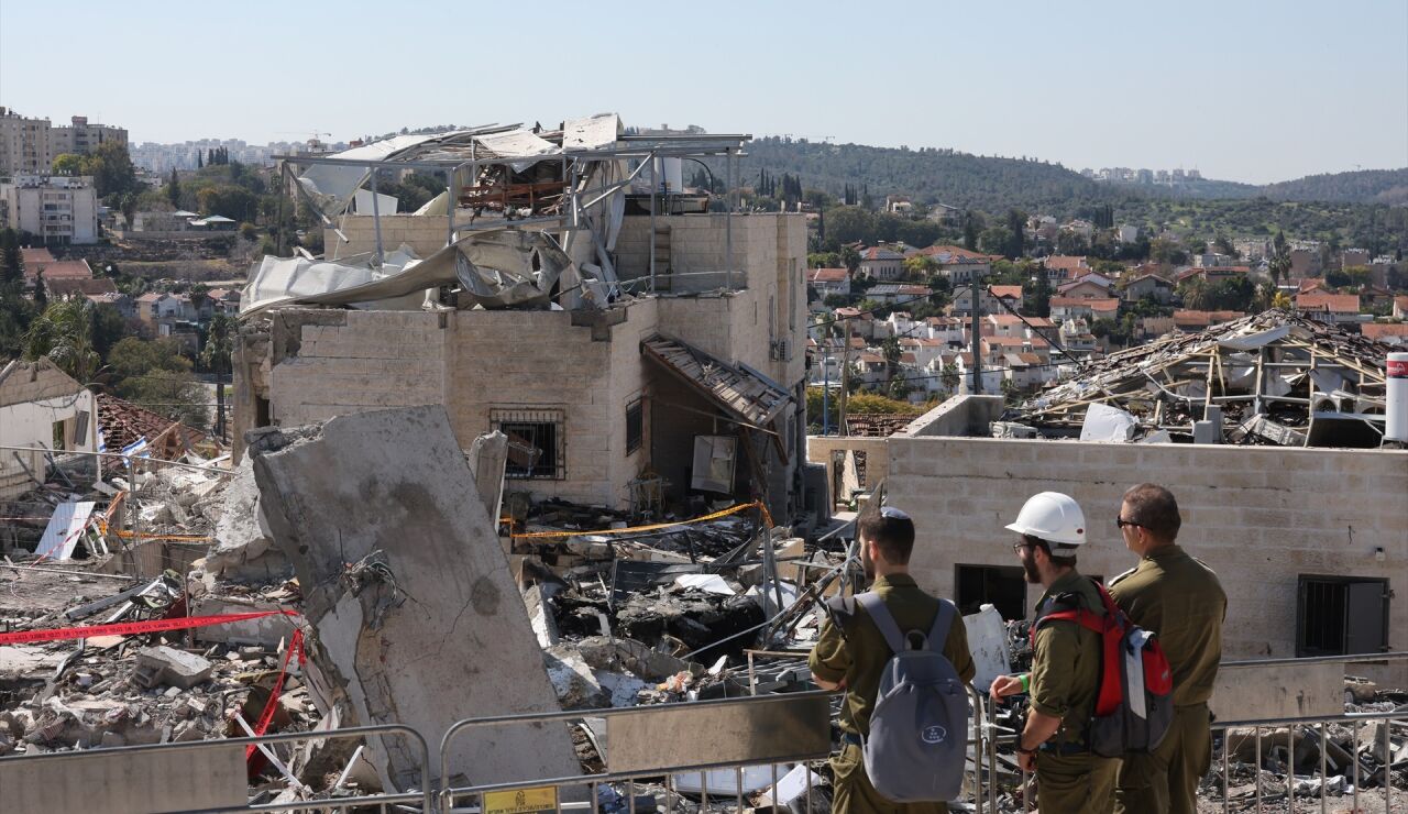 Imagen de los destrozos que ha provocado un misil iran&iacute; en Israel