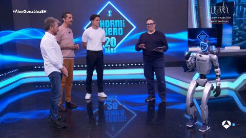 "Era ciencia ficci&oacute;n y ya estamos ah&iacute;": Marron muestra uno de los robots humanoides m&aacute;s avanzados