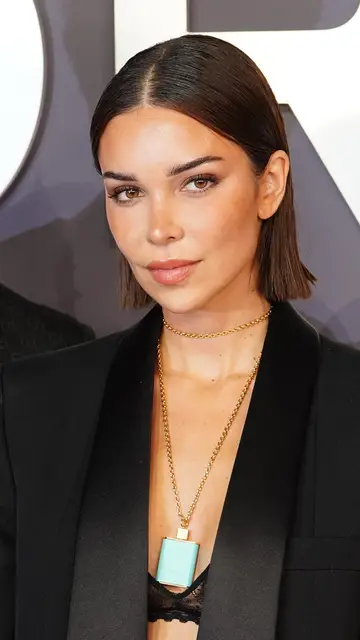 Jackie Apostel Jackie Apostel