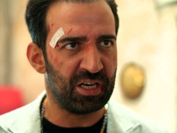 &ldquo;Eres un topo&rdquo;: Demir no perdona que su padre haga tratos con Cihan