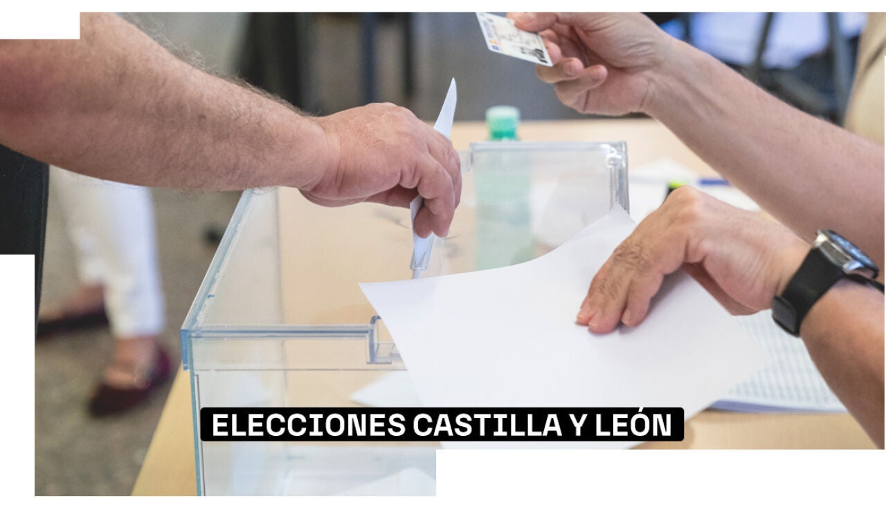 Una urna en las elecciones de Castilla y Le&oacute;n 