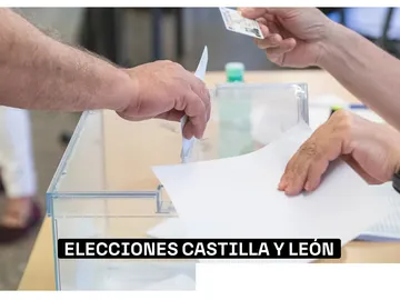 Una urna en las elecciones de Castilla y León Una urna en las elecciones de Castilla y León