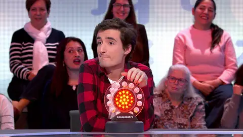 El piscinazo de Alejandro en La Pista: sitúa a las Spice Girls... ¡en el año 1964! El piscinazo de Alejandro en La Pista: sitúa a las Spice Girls... ¡en el año 1964!