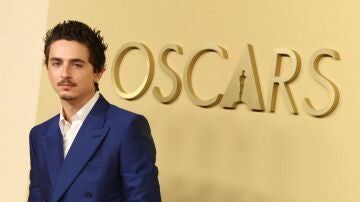 Timoth&eacute;e Chalamet en el almuerzo de nominados de los Oscar