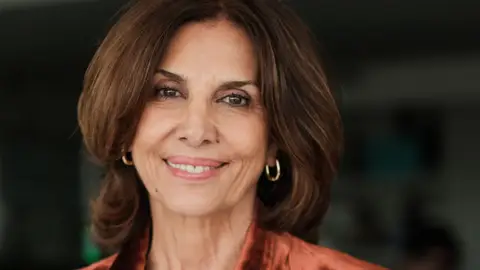 Pastora Vega es Mía Pastora Vega es Mía