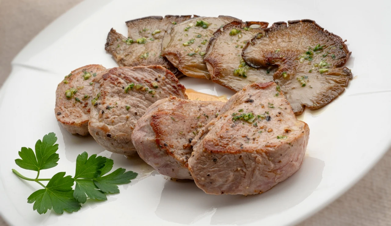 Solomillo de cerdo con setas al ajoperejil: "Esto en mi casa ha sido un manjar toda la vida"