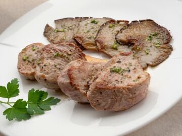 Solomillo de cerdo con setas al ajoperejil: "Esto en mi casa ha sido un manjar toda la vida"