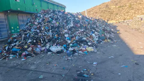 Imagen de archivo de una planta de reciclaje Imagen de archivo de una planta de reciclaje