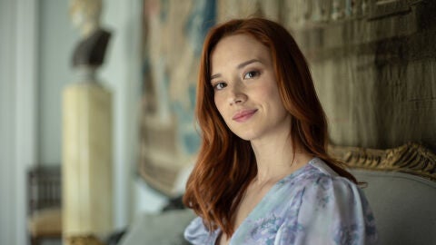 Interpretado por Aria Bedmar