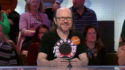 Elia Galera acusa a Santiago Segura de “chivato” por una ayuda al límite de las normas en La Pista Elia Galera acusa a Santiago Segura de “chivato” por una ayuda al límite de las normas en La Pista