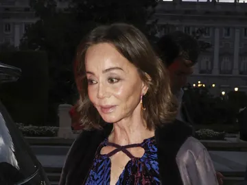 Isabel Preysler, en el Teatro Real en Madrid Isabel Preysler, en el Teatro Real en Madrid