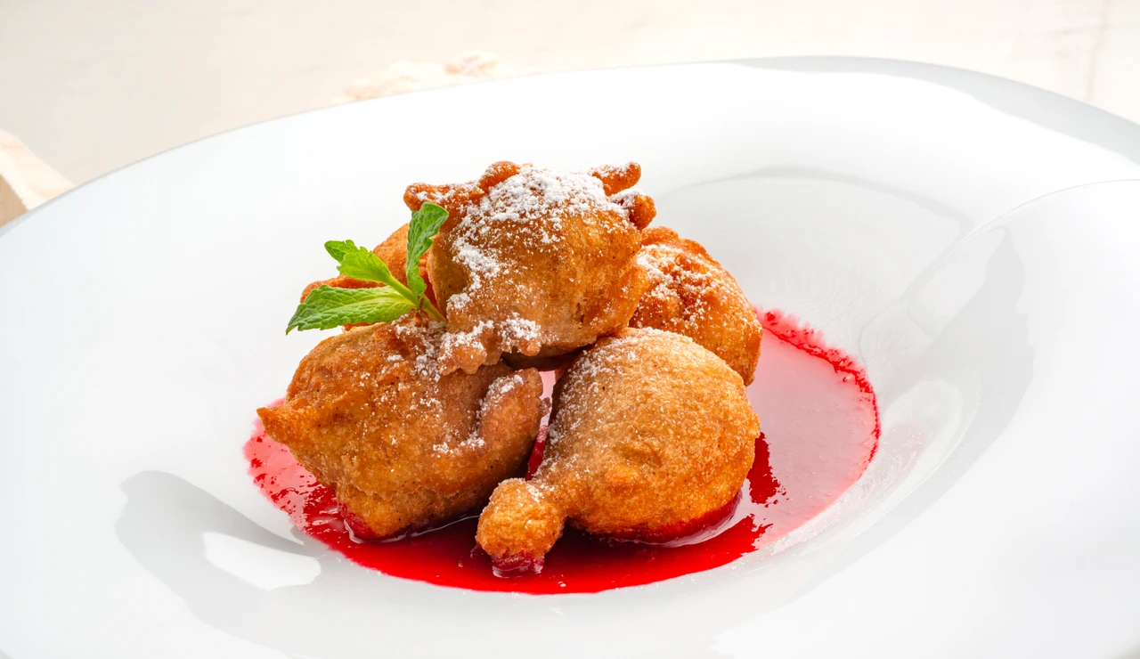 Un postre diferente para Semana Santa: Buñuelos de manzana de Karlos Arguiñano