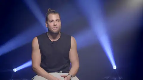 Eduardo Navarrete: “Yo las telas las uso para otras cosas” Eduardo Navarrete: “Yo las telas las uso para otras cosas”