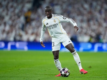 Ferland Mendy, en el partido ante el Manchester City