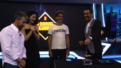 "Es una aut&eacute;ntica belleza": B&aacute;rbara Lennie y Leonardo Sbaraglia, boquiabiertos con el 'concierto el&eacute;ctrico' de Marron