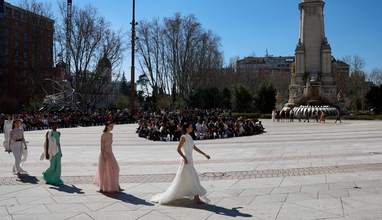 Desfile Plaza de España