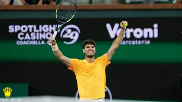 Carlos Alcaraz celebra su victoria ante Cameron Norrie en Indian Wells Carlos Alcaraz celebra su victoria ante Cameron Norrie en Indian Wells