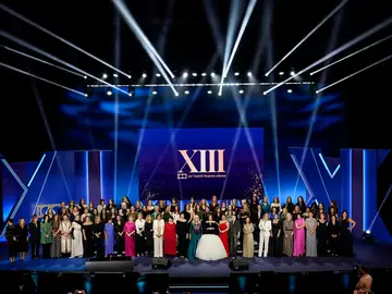 Foto de familia de las Top 100 Mujeres Líderes Foto de familia de las Top 100 Mujeres Líderes