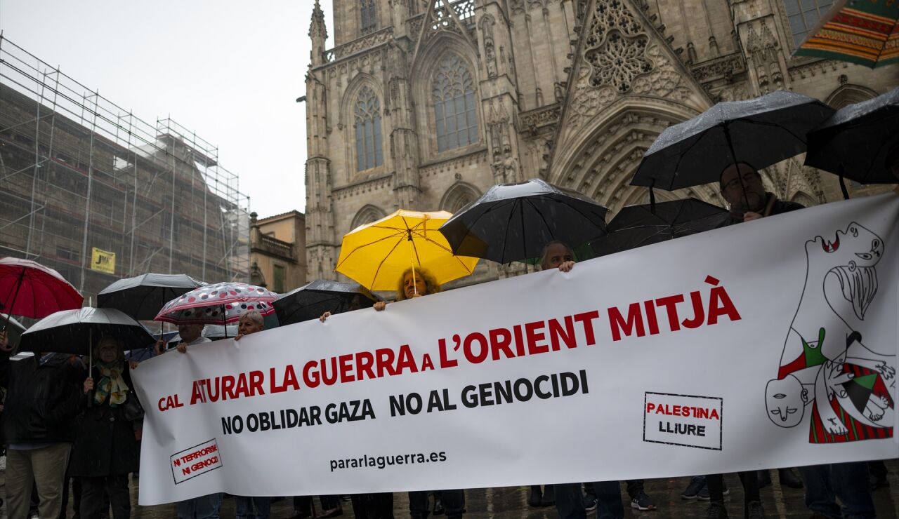 El 'No a la guerra' invade las calles con 150 manifestaciones para exigir el fin del conflicto en Oriente Medio