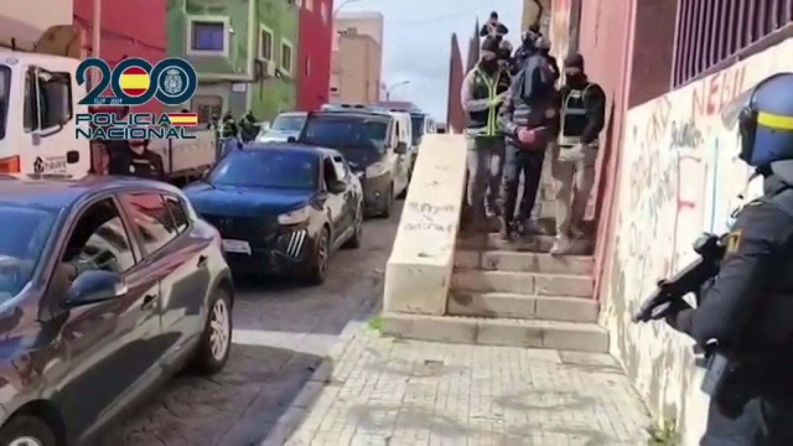 Una persona muy radicalizada es detenida por embaucar a mujeres jóvenes para que se unan a la causa yihadista
