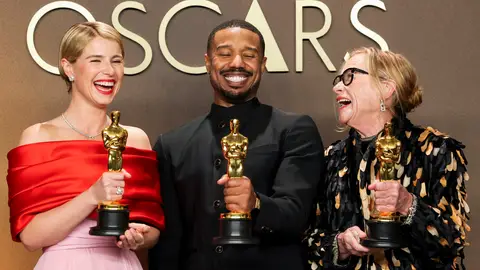 Jessie Buckley (Hamnet), Michael B. Jordan (Sinners) y Amy Madigan (Weapons), ganadores del Oscar en 2026 Jessie Buckley (Hamnet), Michael B. Jordan (Sinners) y Amy Madigan (Weapons), ganadores del Oscar en 2026