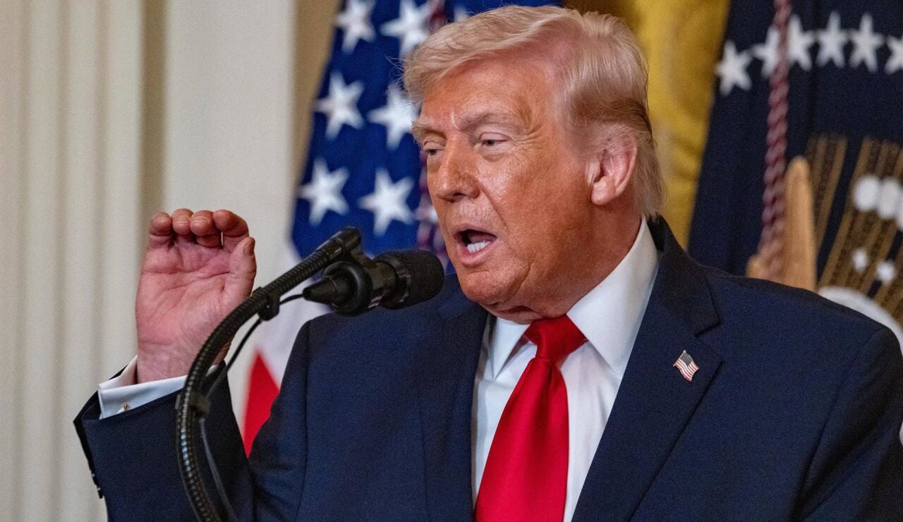 Trump elogia el "buen trabajo" de Rodr&iacute;guez permitiendo sacar "millones" barriles de petr&oacute;leo de Venezuela