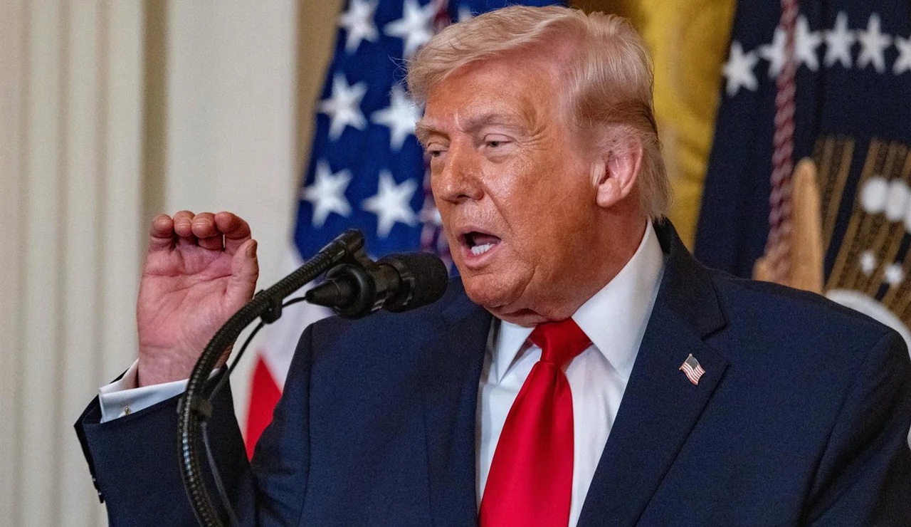 Trump elogia el "buen trabajo" de Rodríguez permitiendo sacar "millones" barriles de petróleo de Venezuela