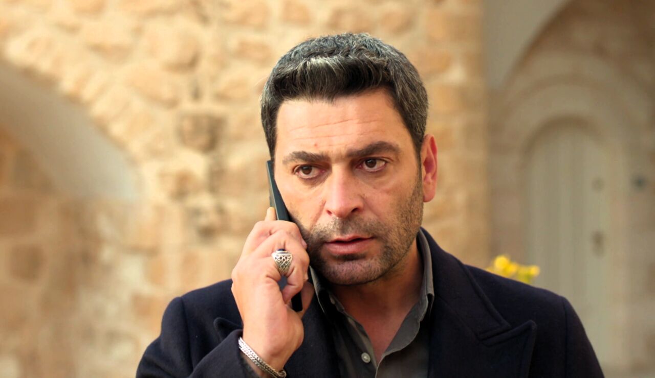 &ldquo;&iexcl;Si no me ayudas, morir&aacute;!&rdquo;: Cihan chantajea a Mine para operar a Alya y evitar la c&aacute;rcel