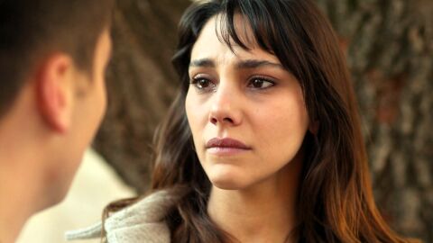 Zerrin rompe con Kaya tras los insultos de Sadakat a su padre: &ldquo;Quiz&aacute; nunca te quise"