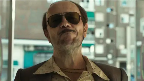 Santiago Segura estrena en primicia el tráiler de Torrente, presidente en El Hormiguero Santiago Segura estrena en primicia el tráiler de Torrente, presidente en El Hormiguero