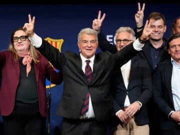 Joan Laporta celebra la victoria en las elecciones del Barcelona