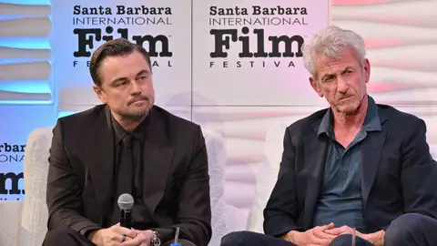 Leonardo DiCaprio y Sean Penn Leonardo DiCaprio y Sean Penn